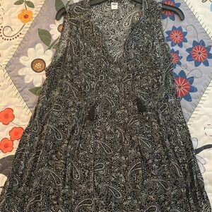 Old Navy (M) black and white dress